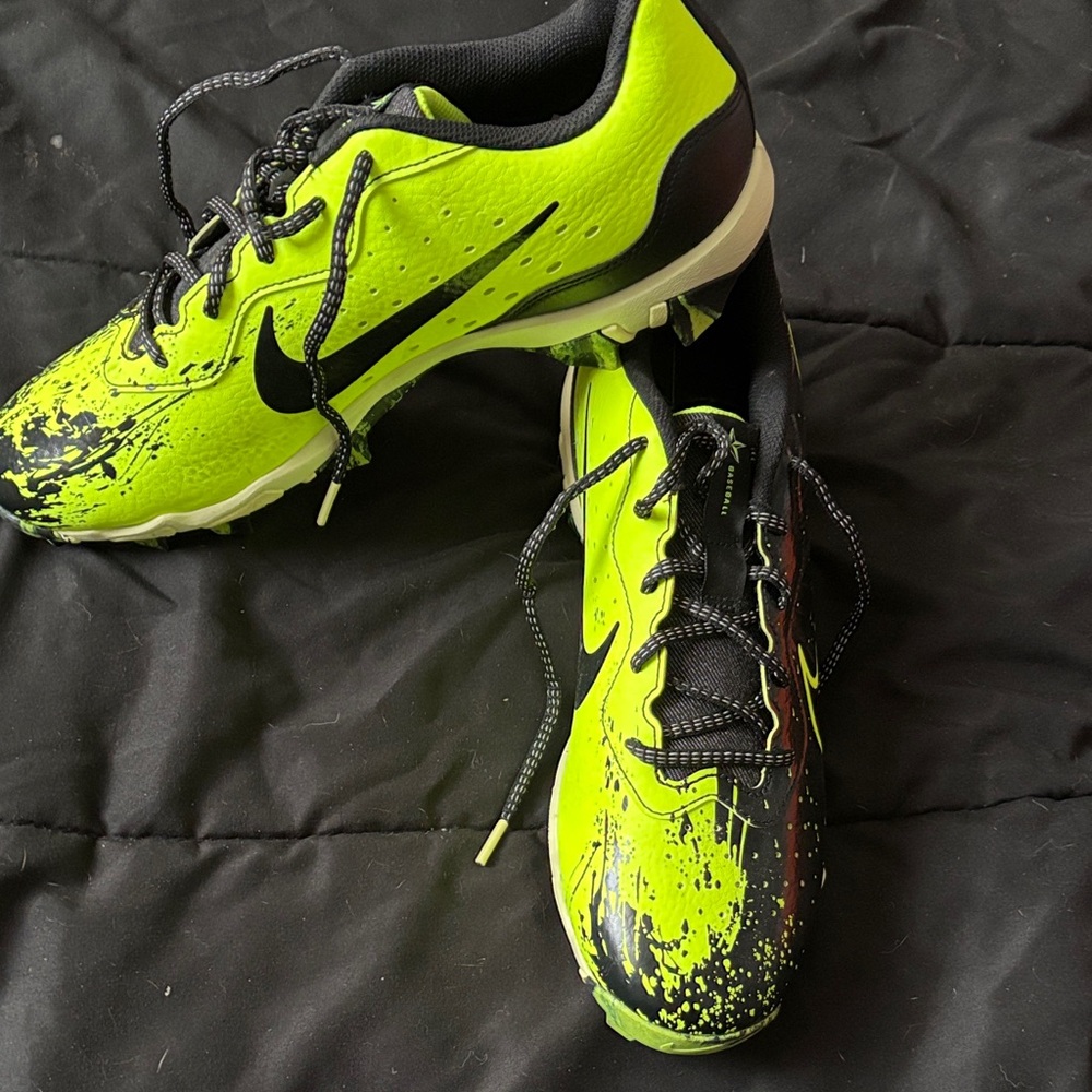 New nike huarache baseball cleats size 10.5